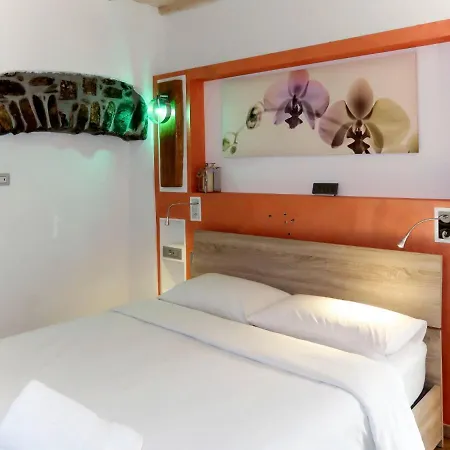 Locazione Turistica Casa Bisou - Dia101 Diano Borello
